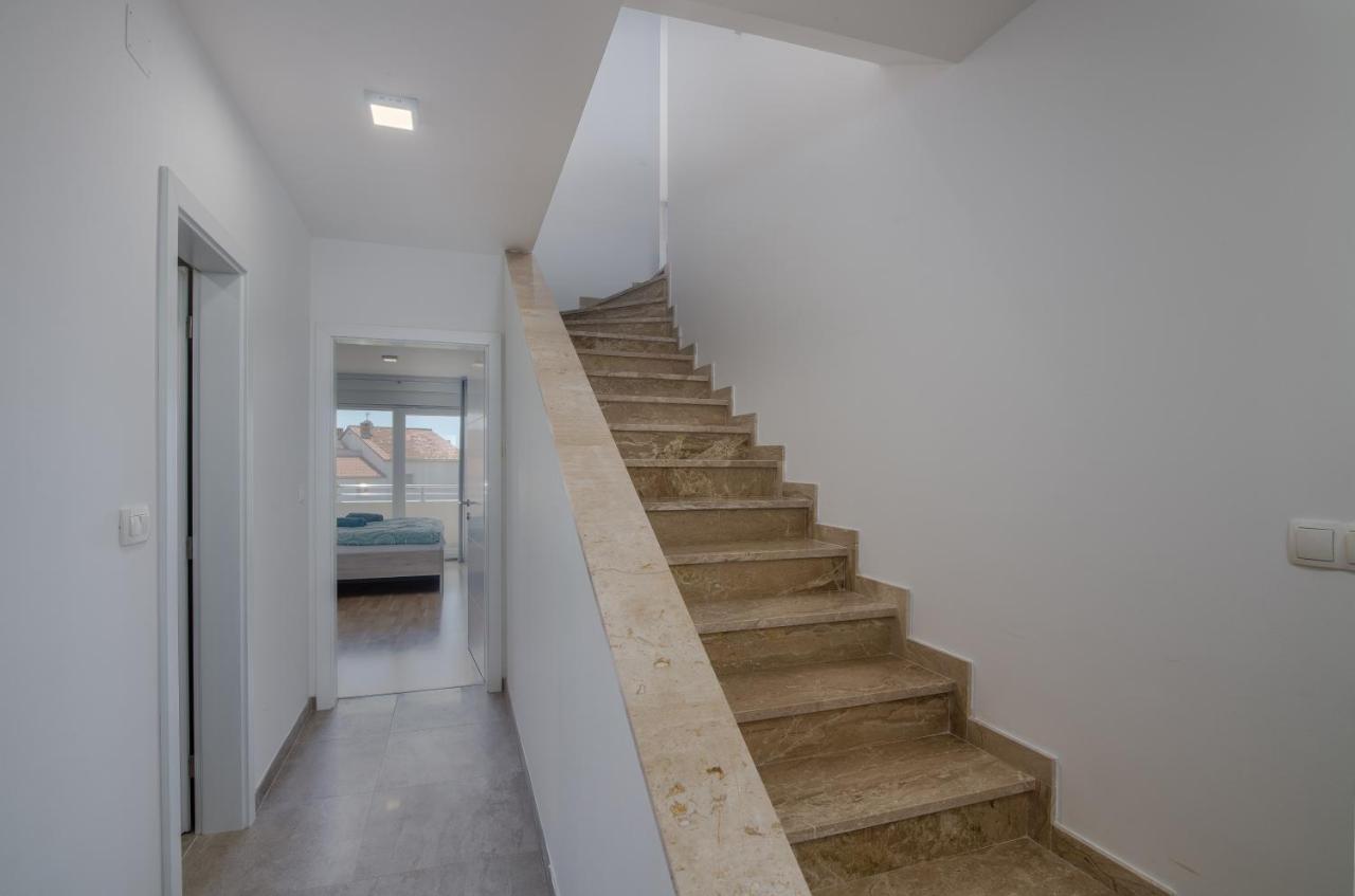 Appartment Divine Krk Town Buitenkant foto