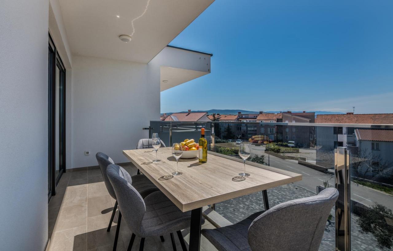 Appartment Divine Krk Town Buitenkant foto