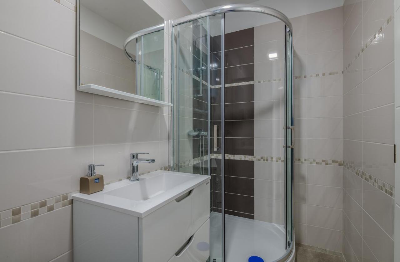 Appartment Divine Krk Town Buitenkant foto